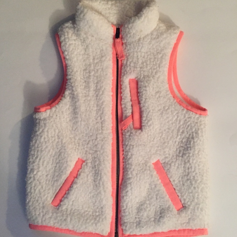 XS Cat & Jack Sherpa Vest - Picture 8 of 8